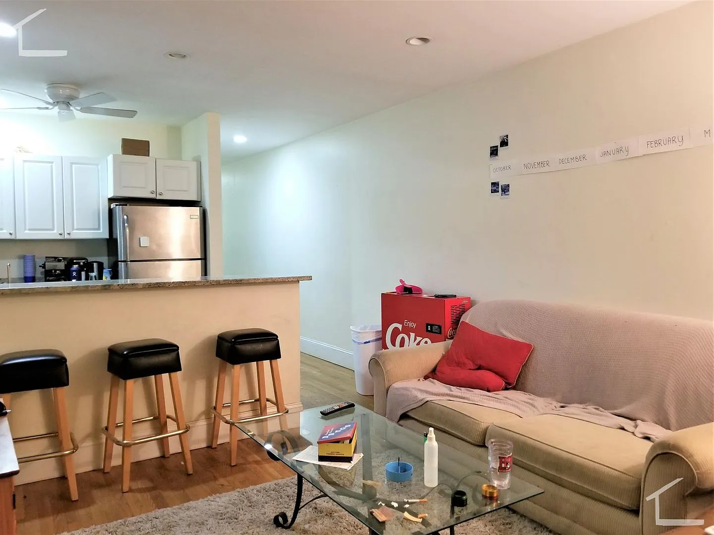 Nicely renovated 3 bed on the Green Line in Brookline. — Photo 2