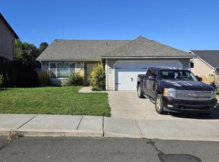 440 NE Hillcrest St, Madras, OR 97741