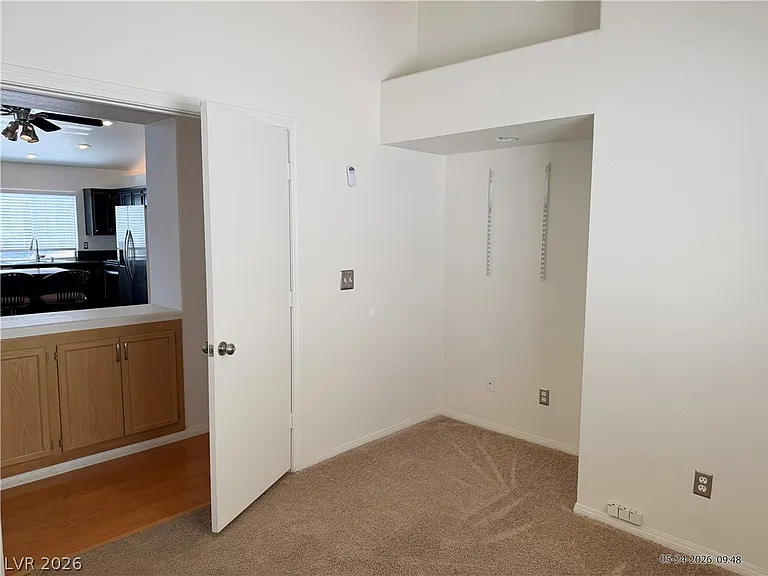 166 Windy Creek Ave — Photo 38