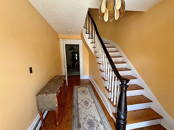 4th image of 74 South St