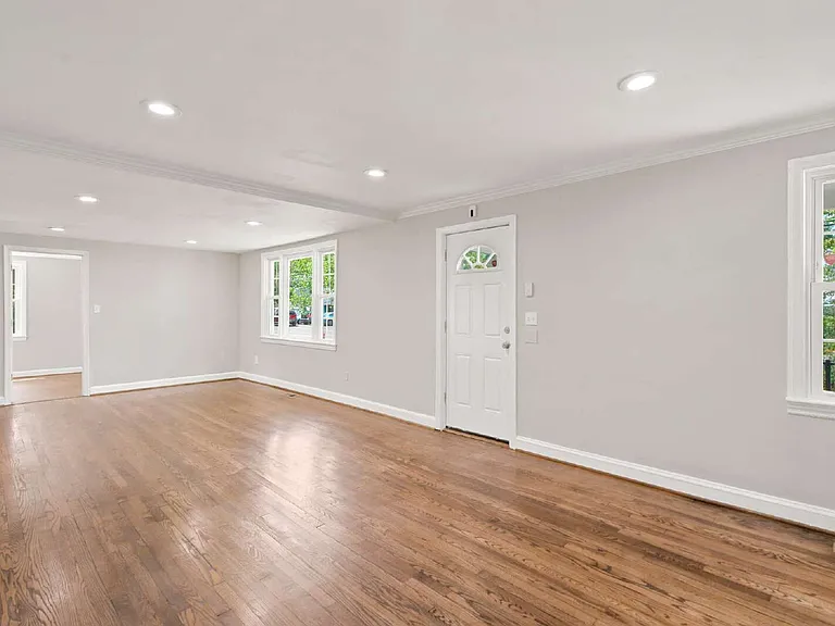 227 Frederick Ave — Photo 11