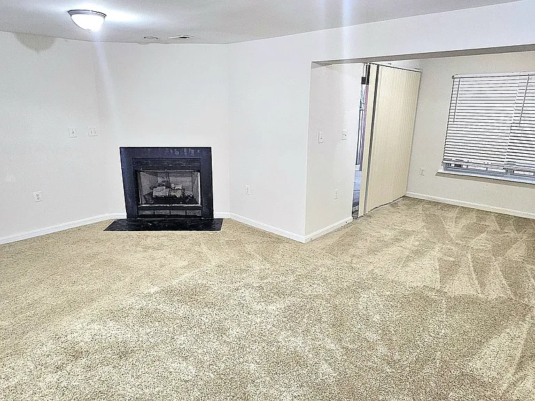 44 Bensmill Ct — Photo 19