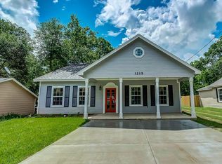 3215 North Ave, Needville, TX 77461