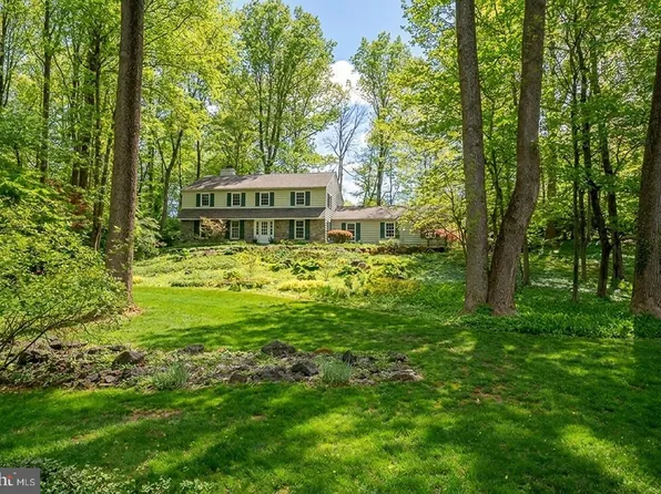 6 Quarterwood Rd, Malvern, PA 19355