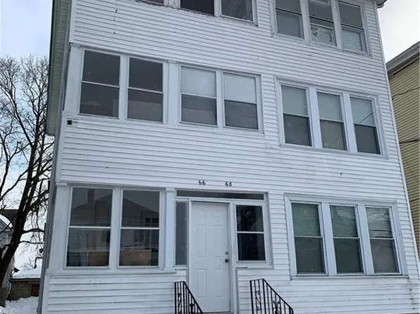 66 Progress Ave, Providence, RI 02909