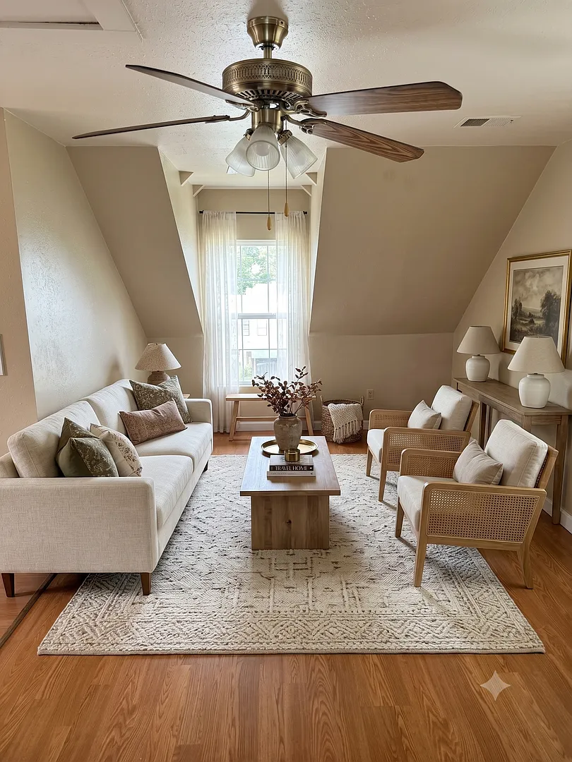 1929 6th Ave #A - Greeley | 1 Month Free - Spacious 3 Bed / 1 Bath Apartment Near Unc! — Photo 4