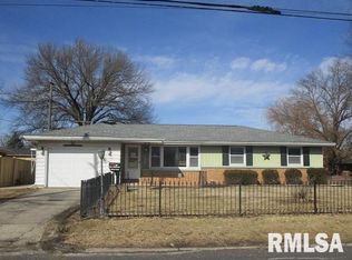 2713 W Heading Ave, West Peoria, IL 61604