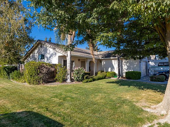 2nd image of 1801 Hot Springs Ln