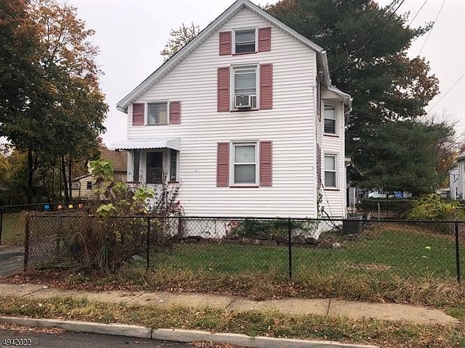 2nd image of 57 Sammis Ave
