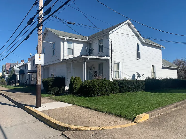 82 Connellsville St #1 — Photo 1