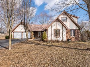 1302 S 14th Ave, Ozark, MO 65721