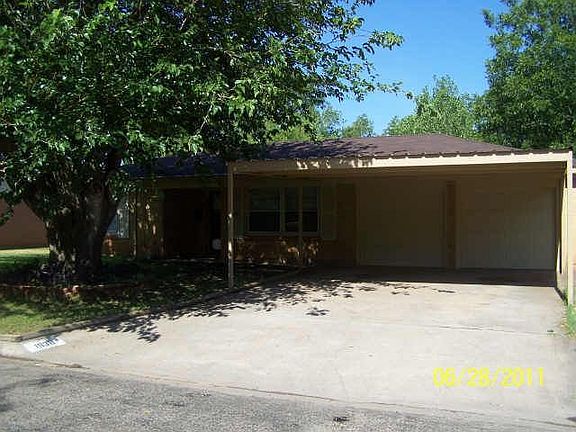 2nd image of 1638 Bel Air Dr