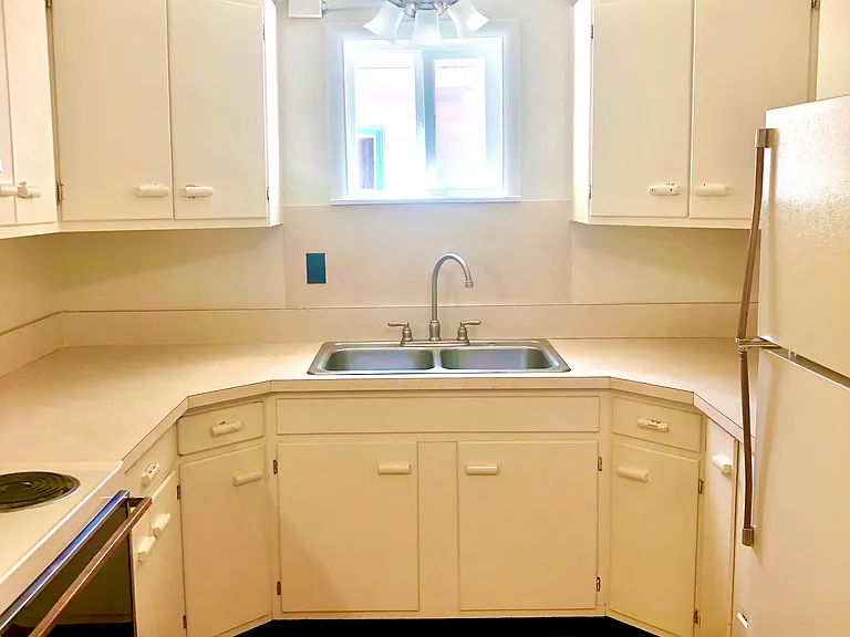 234 Edith St #5 — Photo 3