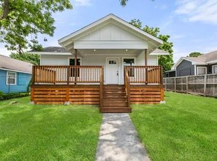 3106 Michigan St, Baytown, TX 77520