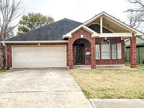 3348 Reeves St Photo 1