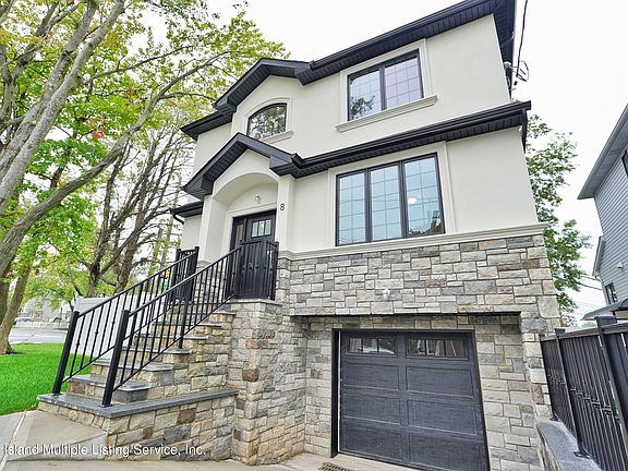 4th image of 8 Bartlett Ave