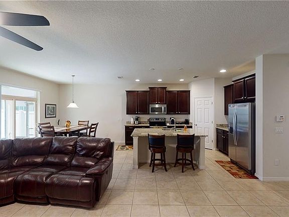 5th image of 14121 Waterford Creek Blvd