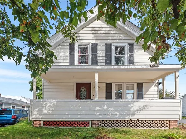 109 Chandler Ave, Pawtucket, RI 02860