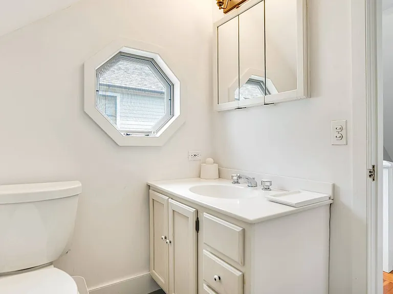 55 Garden St — Photo 13