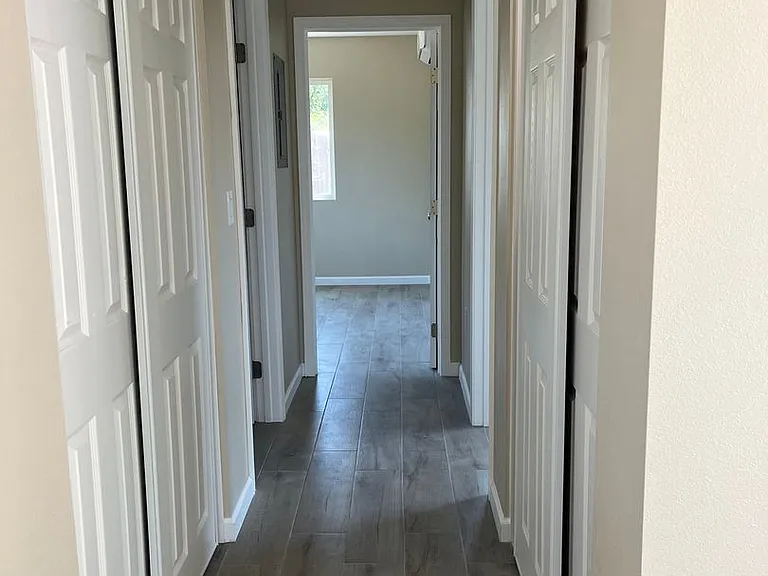 8903 Penny Dr — Photo 5