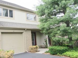 642 Blue Ridge Ln, Mahwah, NJ 07430