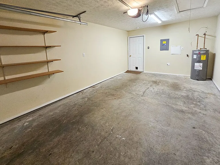 857 Ashley Michelle Ct — Photo 34