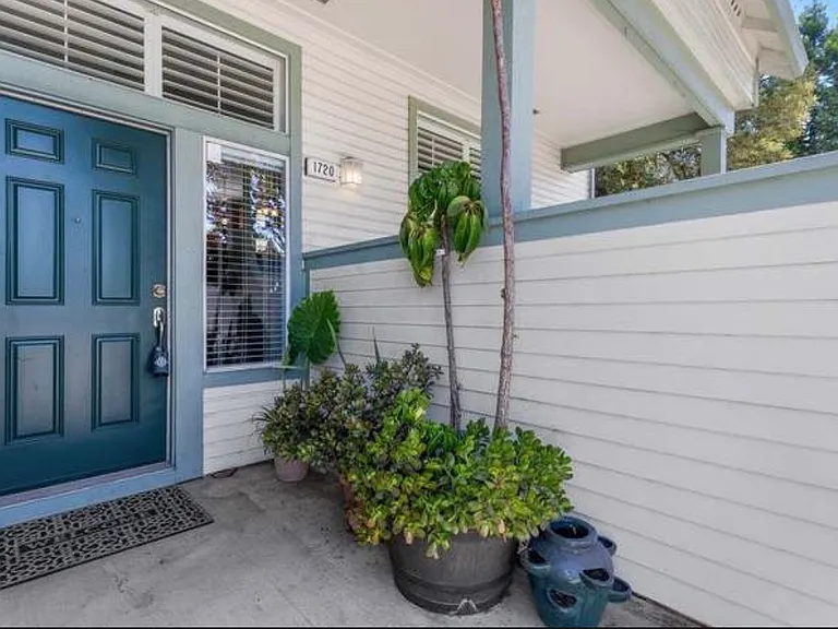 1720 Ocean St — Photo 8