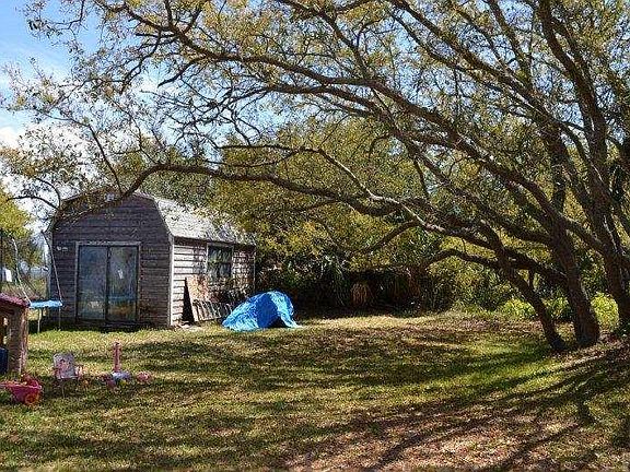 4th image of 812 Rio Vista Dr