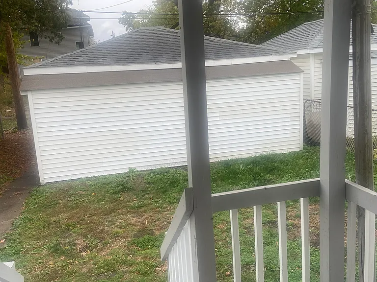10410 American St — Photo 14