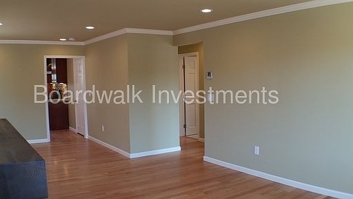 2nd image of 15 Park Manor Dr
