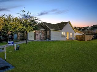 10737 Deauville Dr, Fort Worth, TX 76108
