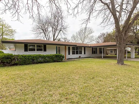 4th image of 326 Cloudmont Dr