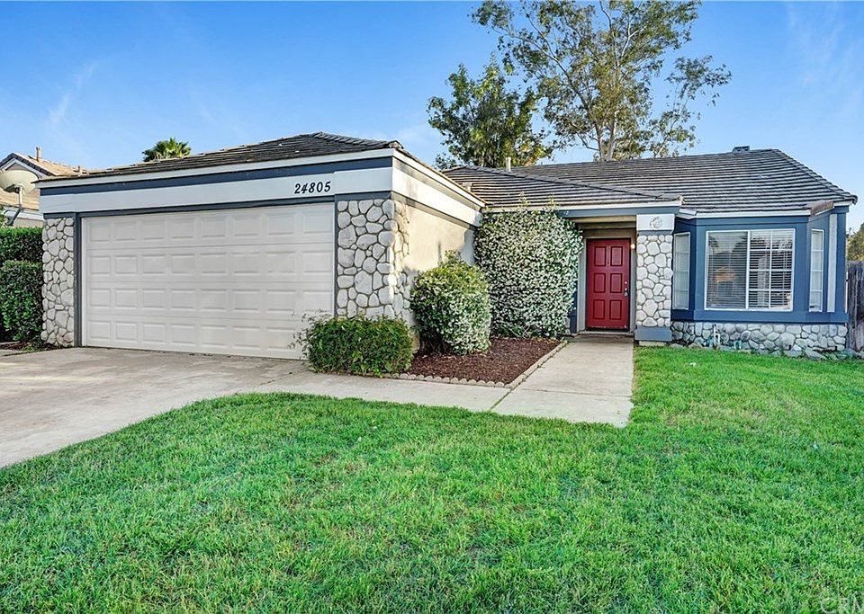 1st image of 24805 Hollyleaf Ln