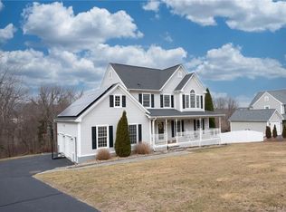 59 Russet Ln, Southington, CT 06489