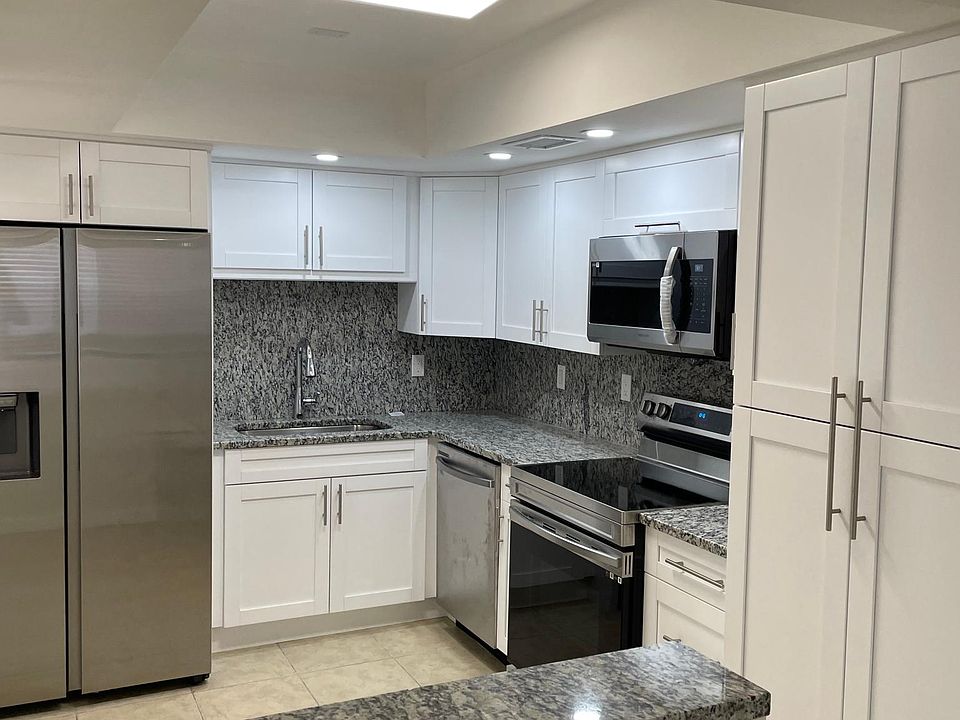 Modern kitchen with upscale appliances