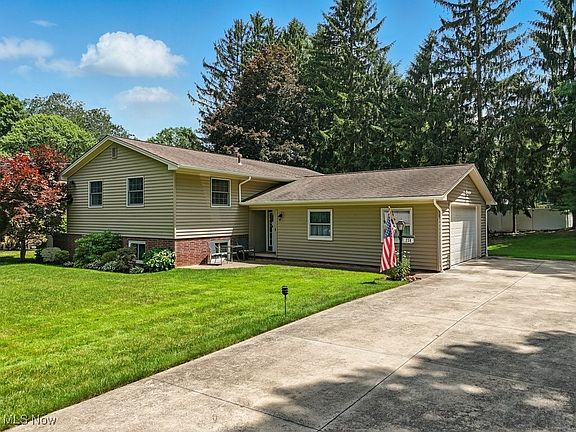 2nd image of 238 Timberlane Dr