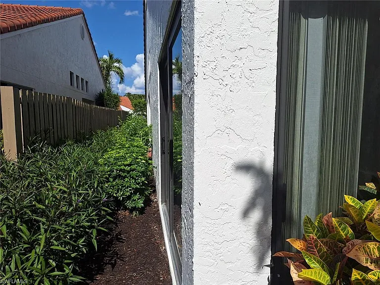 551 Beachwalk Cir #85-0 — Photo 47