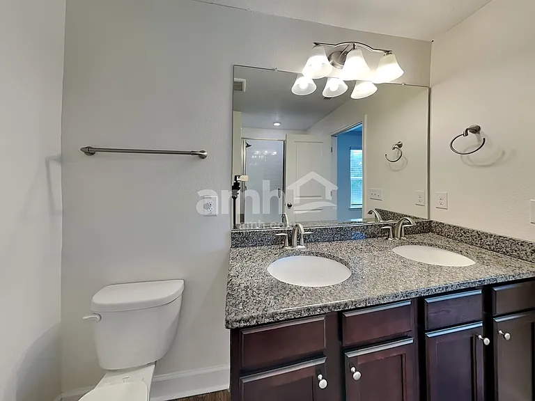4320 Reisswood Loop — Photo 11