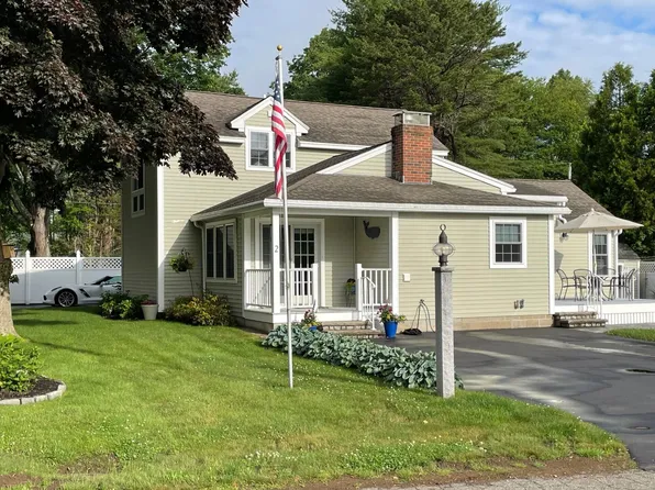 2 Woodbridge Road, Wells, ME 04090