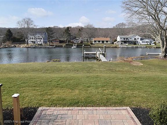 4th image of 70 S River Dr
