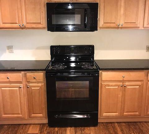 3rd image of 1601 Delaware Ave #26C