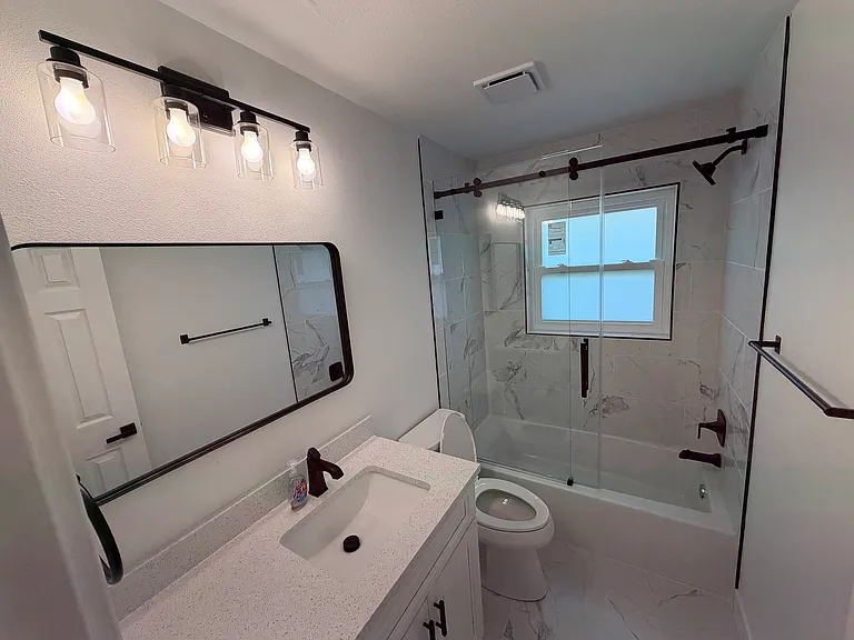 Guess Bathroom