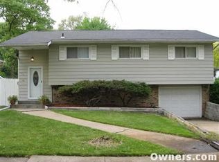 8008 Hemlock Ave, Gary, IN 46403