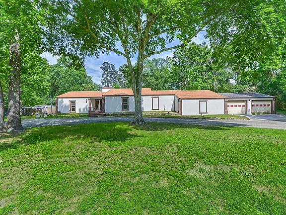 3rd image of 29914 Park Place Dr