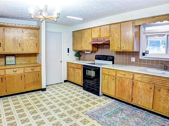 5th image of 3030 13th St