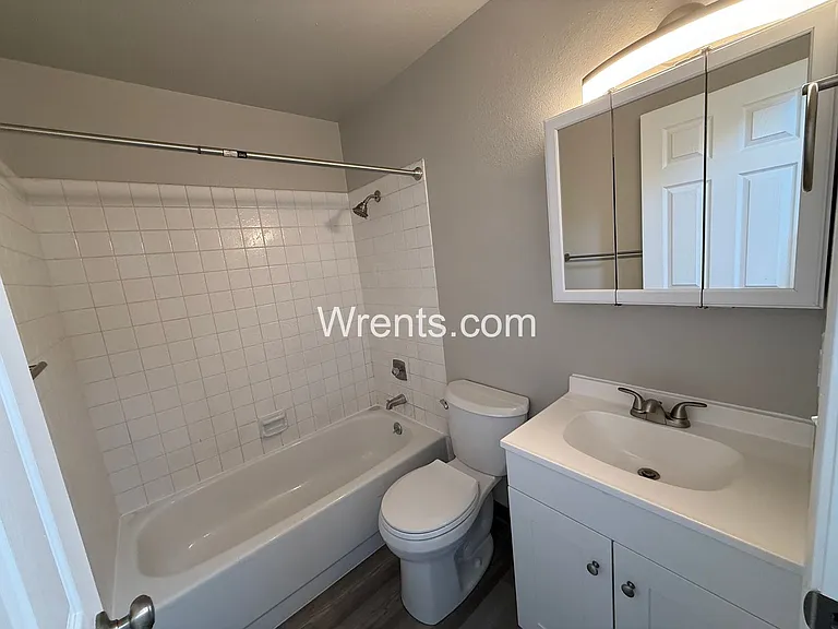 1428 S Lundstrom St — Photo 5