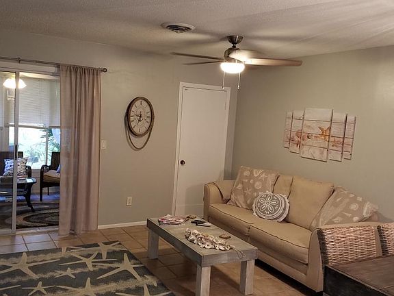 4th image of 335 Englewood Isles Pkwy