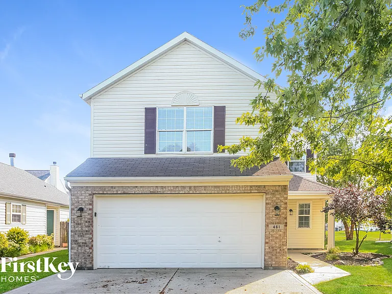 461 E Clear Lake Ln — Photo 1