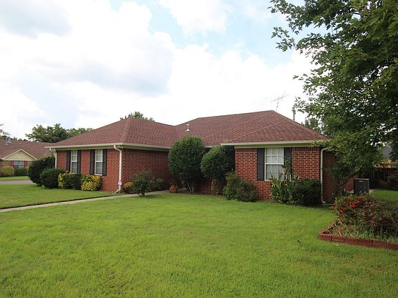 2nd image of 1114 Ashwood Dr