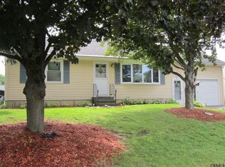 13 McDonald Dr, Cohoes, NY 12047